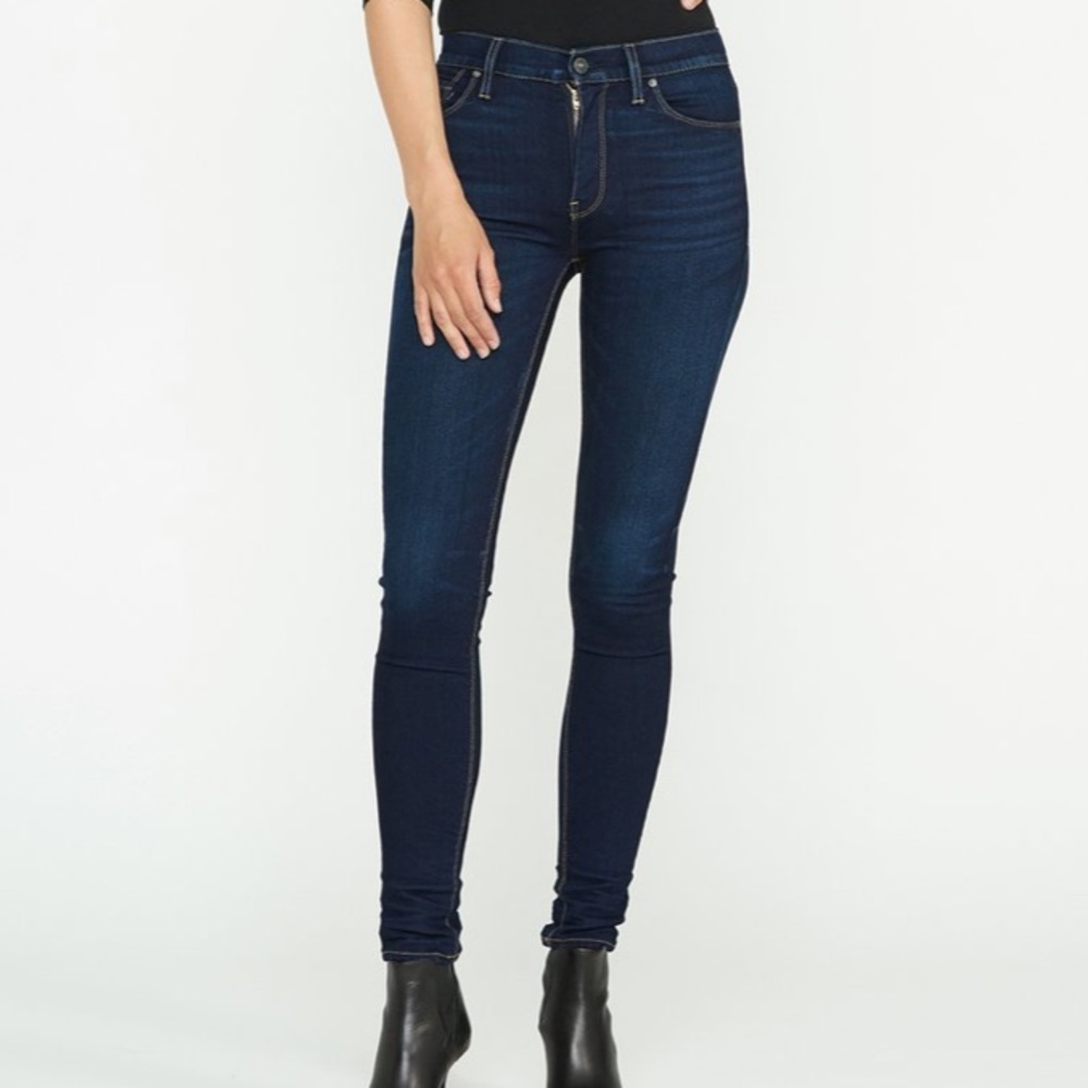 Hudson Barbara High-Rise Super Skinny Jean 26